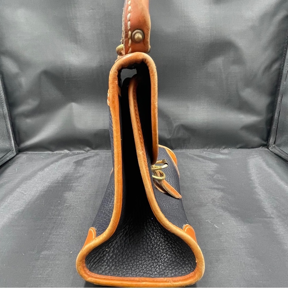 Vintage Dooney and Bourke Dillen Bowling Handbag- pebble leather - Picture 7 of 10